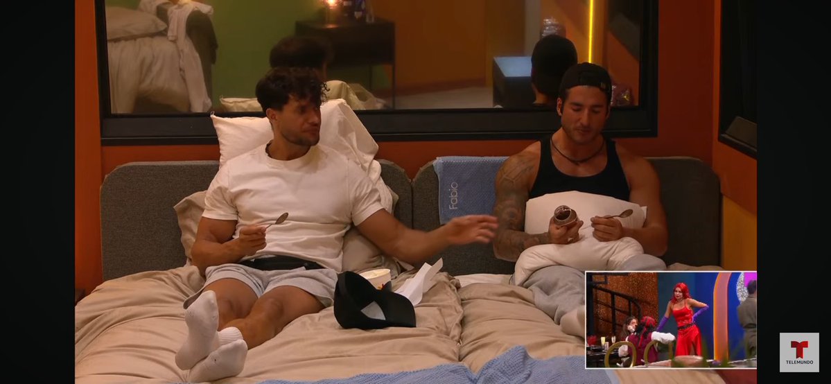 Adriana Puente tweet media