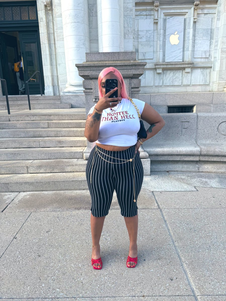 spydaa__'s tweet photo. Aries queen https://t.co/75yivTtOfh