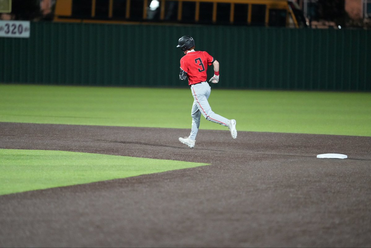 Graham Barton tweet media