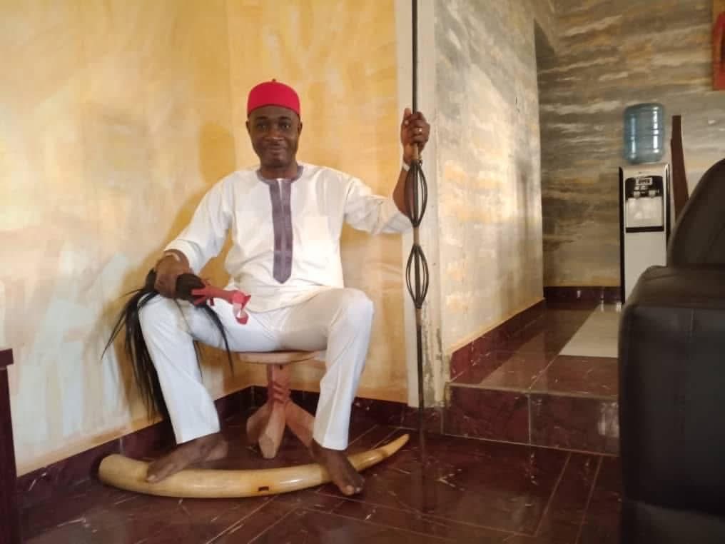 Mr Receipts tweet media