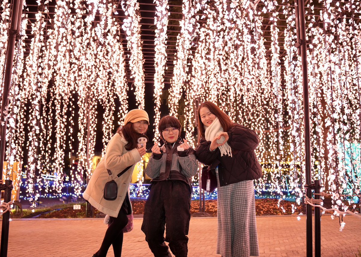 atelier_Mew_cat's tweet photo. 今更シリーズですが
みんなで撮ってもらったお写真たちもせっかくなので貼っておきます❤︎
大分サボってしまったのでまたちょこちょこ動かしてい…けたらいいなぁ← https://t.co/PW6YxI7Isf