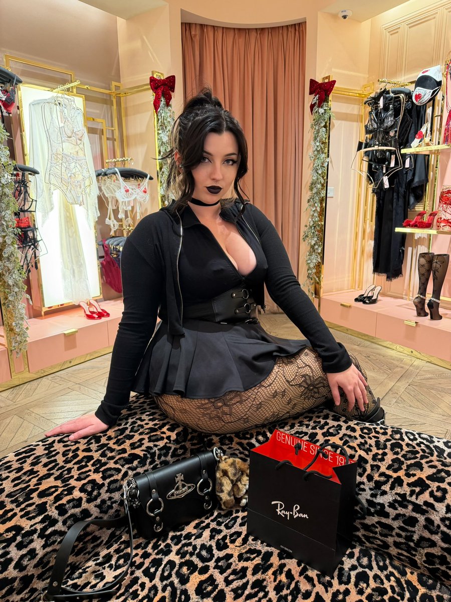 SunnySunRaysPLUS tweet media