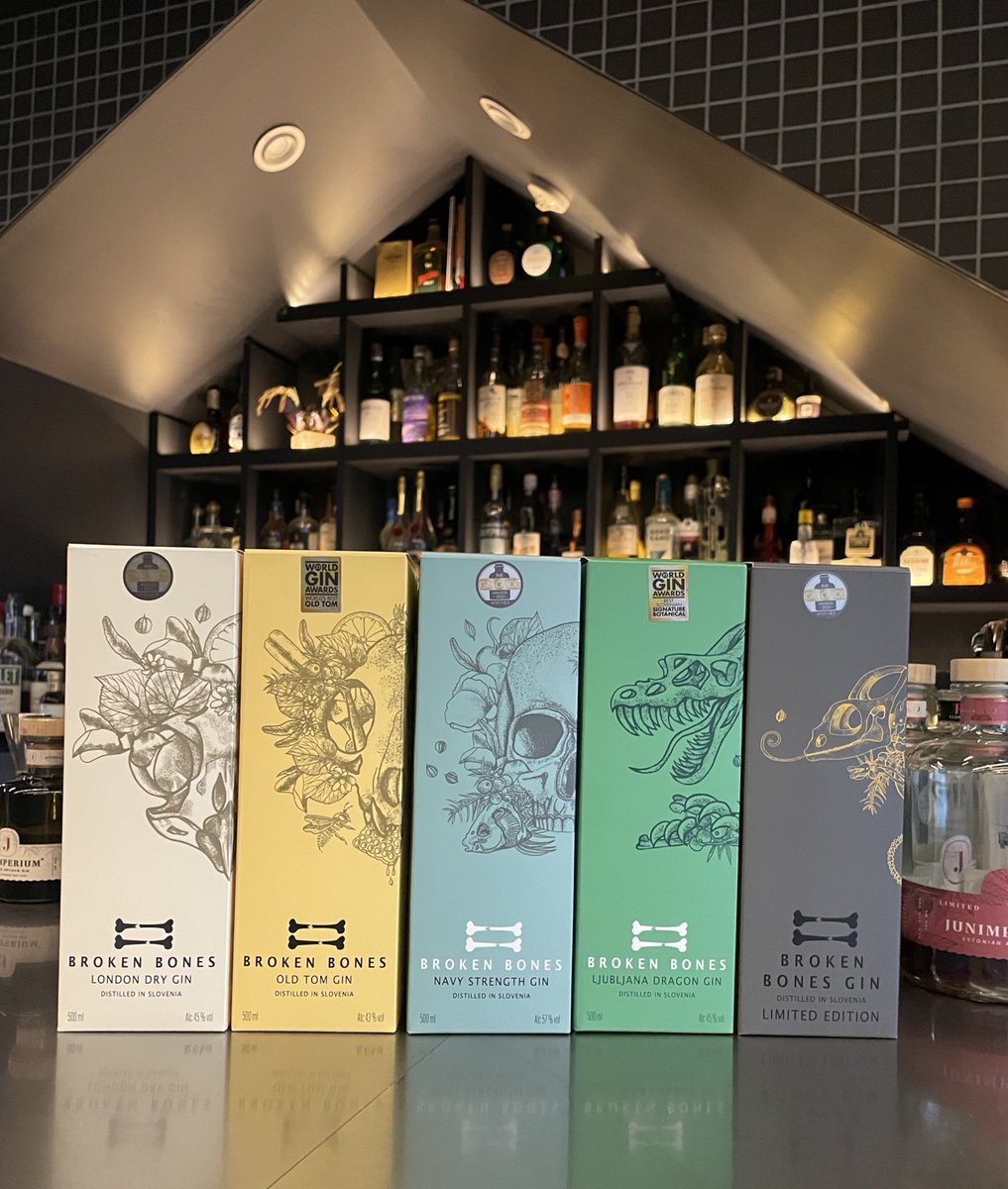 鶯谷 クレープ&バー ニュイ tweet media