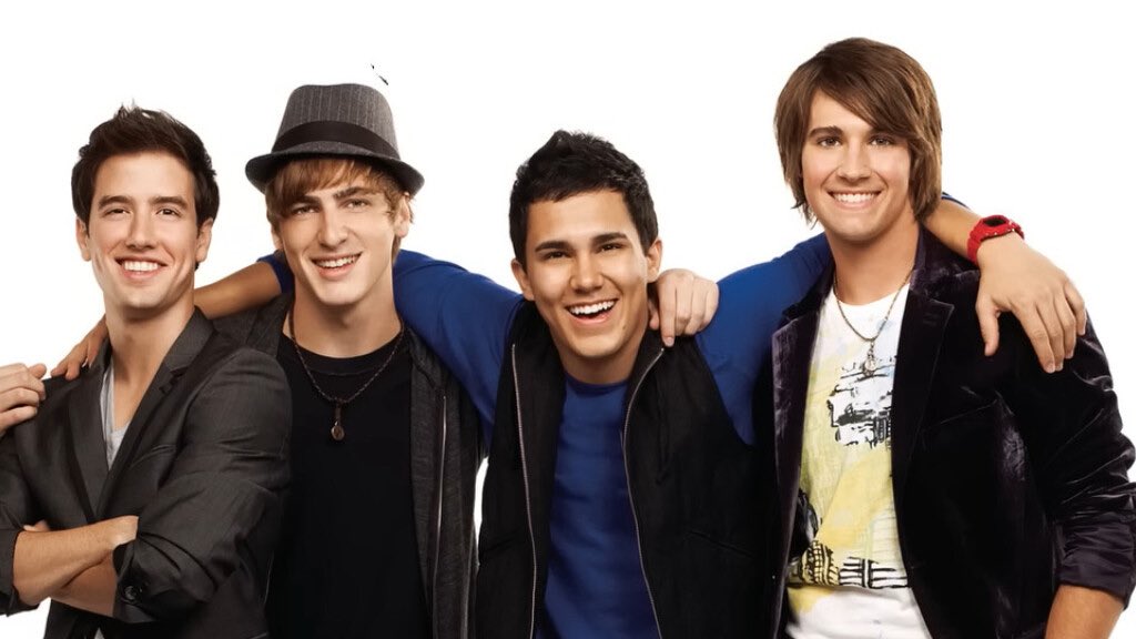prettybaddieb_'s tweet photo. HAPPY #BTRDAY https://t.co/Fed11cOwWU