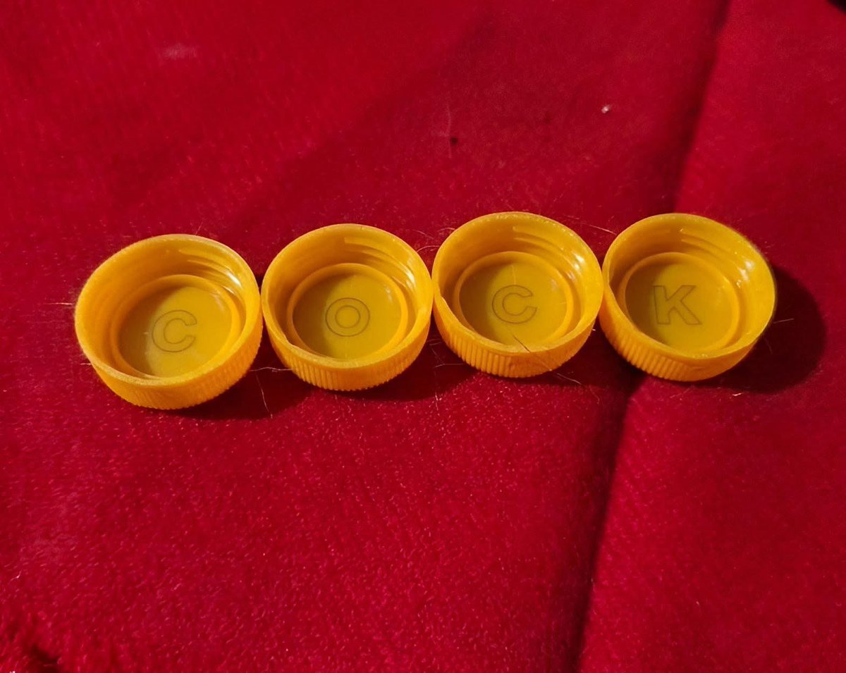 ᴄᴇʟᴏ tweet media