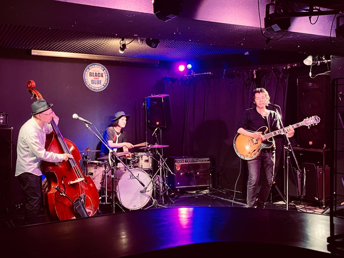 うのしょうじ tweet media