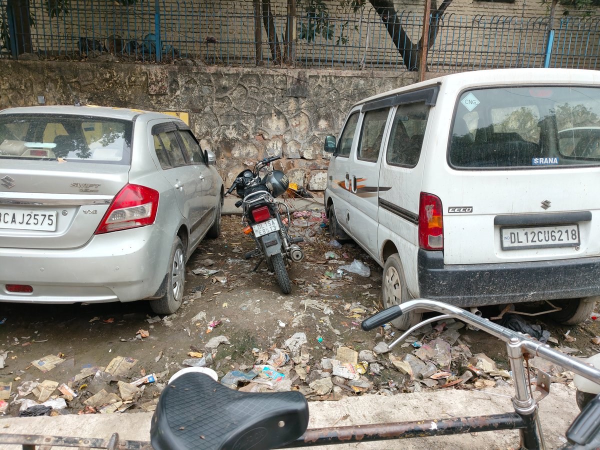 This is today sir, <a href="/DCSOUTHZONE/">Deputy Commissioner,South Zone</a>...I repeat, a pavement does not exist here, garbage not cleared, and stray dogs roam and poop freely. Five schools around this single road in Vasant vihar. Children exposed to filth daily. <a href="/MCD_Delhi/">Municipal Corporation of Delhi</a> <a href="/CMODelhi/">CMO Delhi</a> <a href="/LtGovDelhi/">LG Delhi</a> <a href="/p_sahibsingh/">Parvesh Sahib Singh</a>