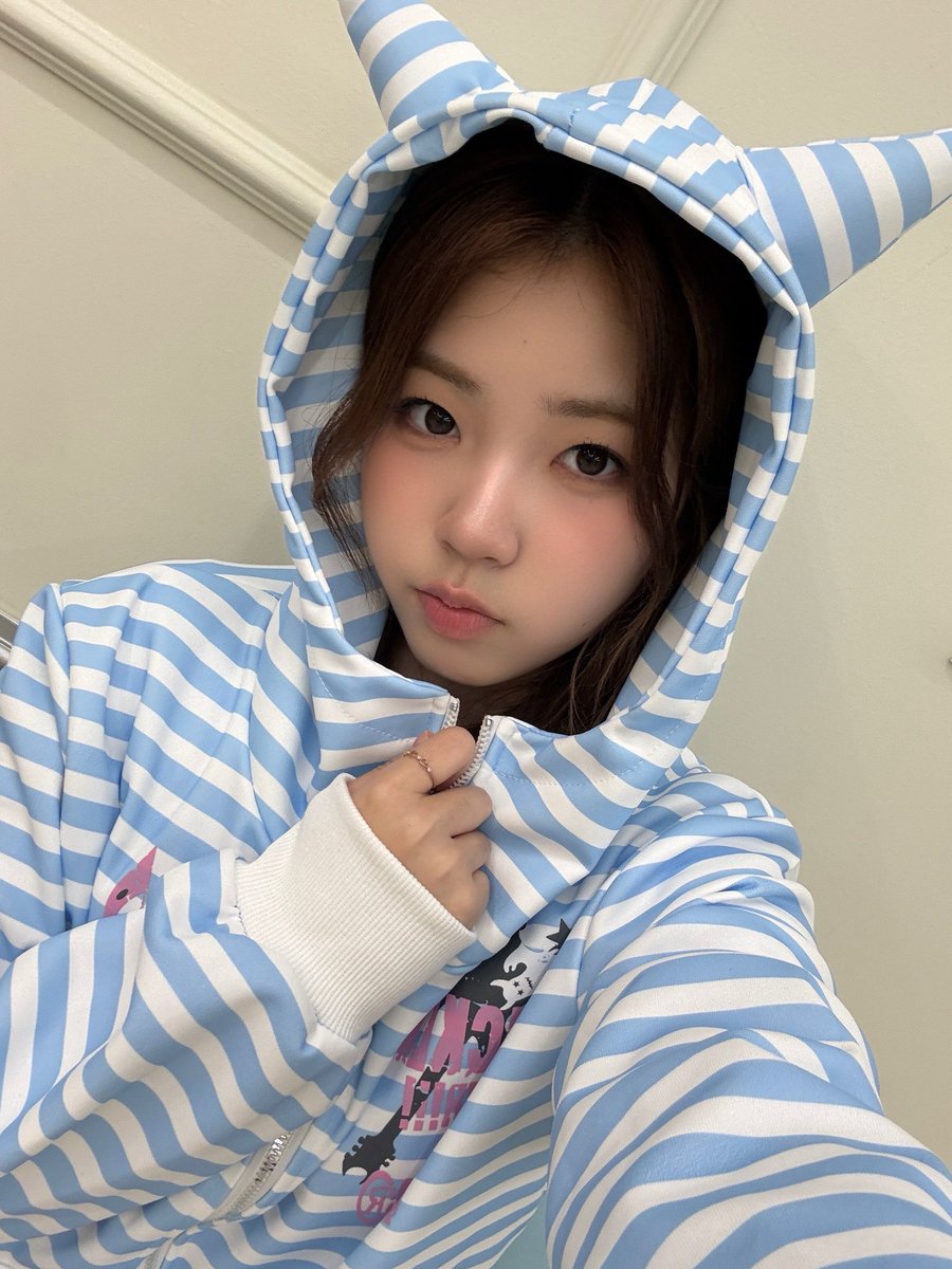 YoonationPH's tweet photo. [🌟] #YooUpdate 040426 | Yoona Weverse Update 

“Oh, my
Spring is here 🌸”

↪️:https://t.co/KmYwu0OVZA

#YOONA #오윤아 #オユナ
#UNIS #유니스 
@UNIS_offcl #YooNationPH https://t.co/cIAMqk6hNJ