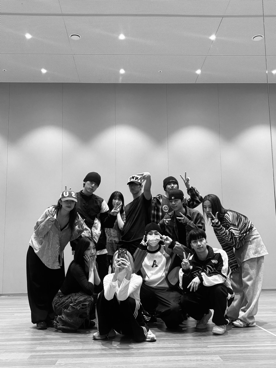 Izzah🍒 tweet media