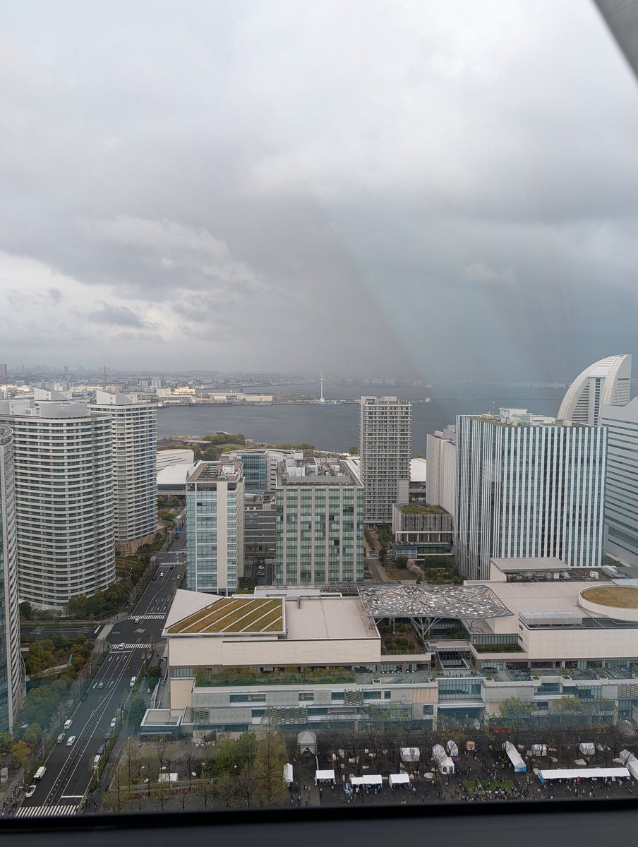 るの字 tweet media