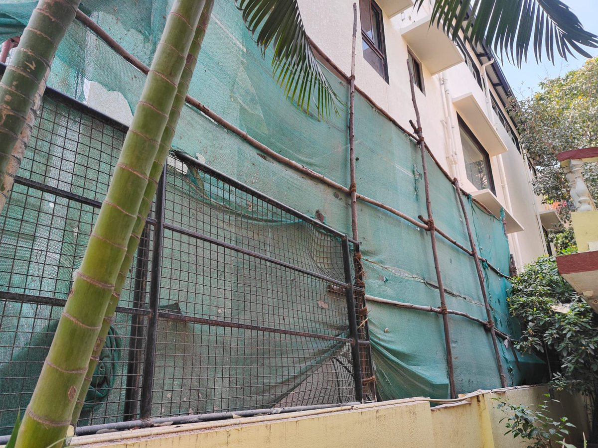 Vickhram's tweet photo. @Office_of_Udhay we live in Kilpauk and facing menance of construction with severe pollution and making it difficult for us to even breathe. I have lodged official complaint in 1913 but no response. Pls help us as we are living in difficult conditions with toddler. https://t.co/oaNau6VO7z