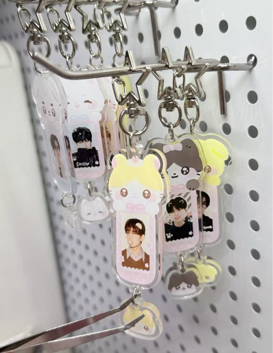 눈이 예쁜 검은 고양이 tweet media