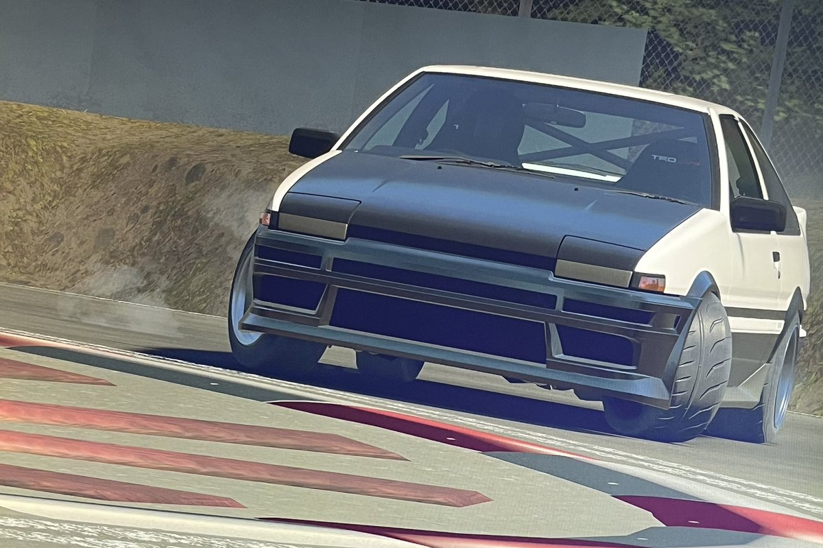 つるっぺ tweet media