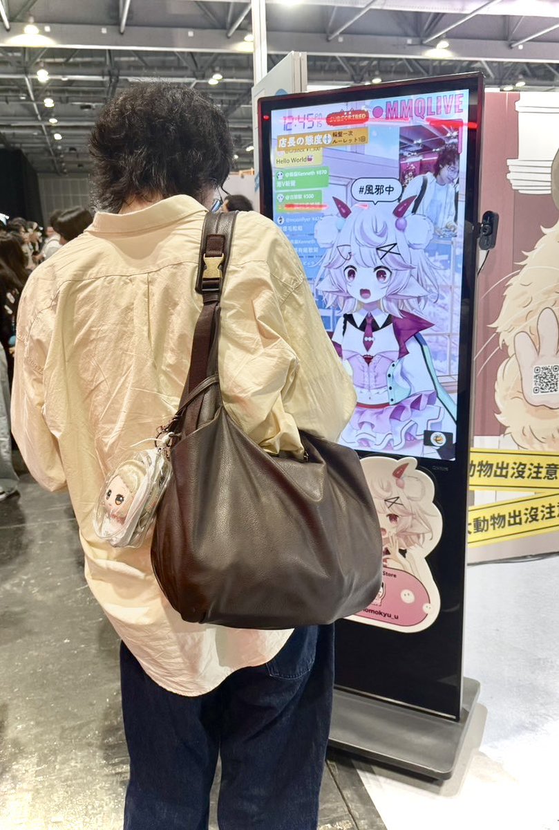Momokyu_u's tweet photo. 昼ご飯食べます!👋🏻(´˘` )
後でね!
#MixSomeFun #CONCONHONGKONG2026 #MEDIALINK #gingerstore #momokyu #Vtuber #一日店長 #hkvtuber https://t.co/tc78FzrG93
