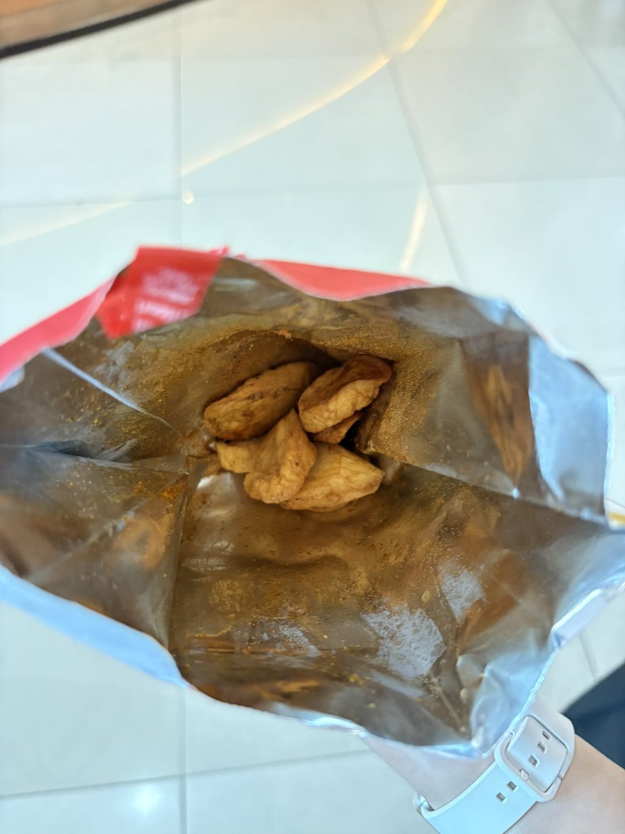 acha 🍵 tweet media