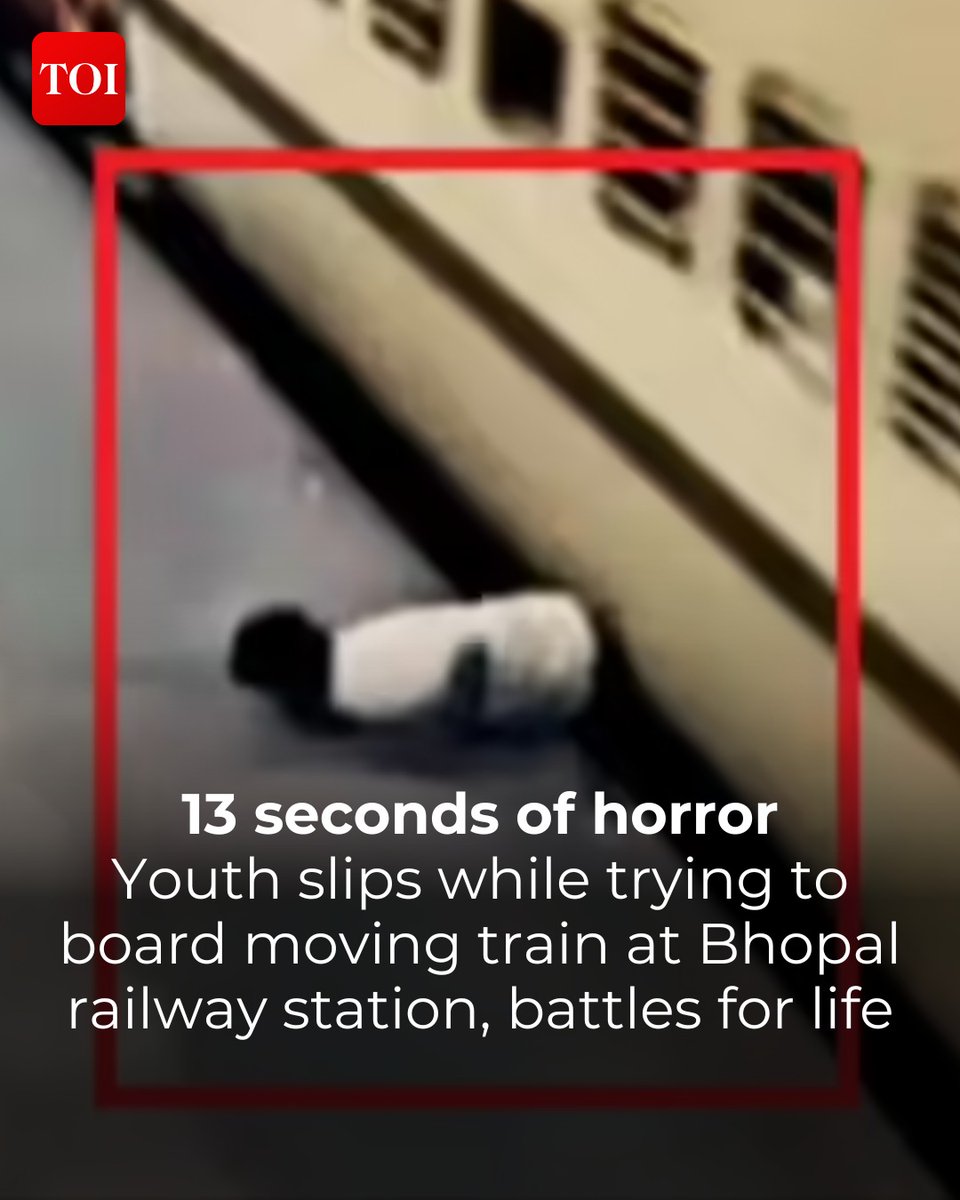 timesofindia's tweet image. #Railway officials described youth running alongside the train. In a split second, he collided with coach door and became wedged between the moving train and the platform edge.

Details here 🔗toi.in/pBAbKb