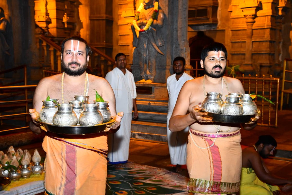 yadagiriguttatemple tweet media