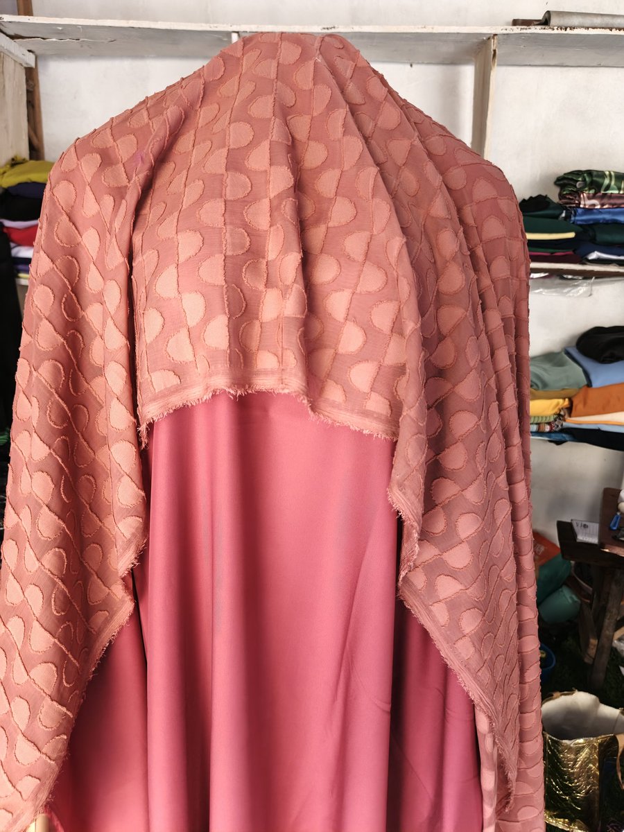 Muneerah\Momentum Fabrics tweet media