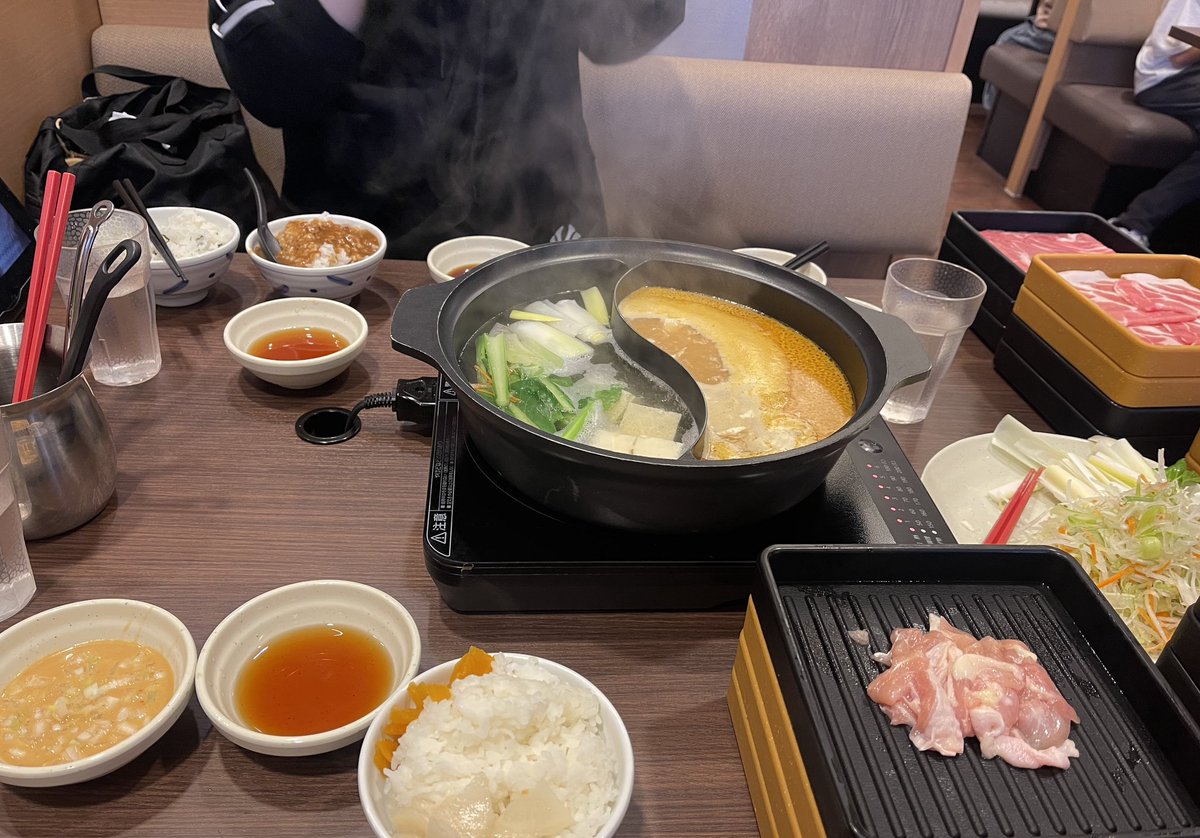 *sakura* tweet media