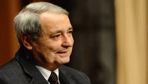 This Good Friday, a great Christian author died age 84: Italian Vittorio Messori.
His book "Patio sotto Ponzio Pilato" ("Suffered Under Pontius Pilate") was crucial against my faith doubts when I was younger; it's an apologetic analysis about what modern research tells us about