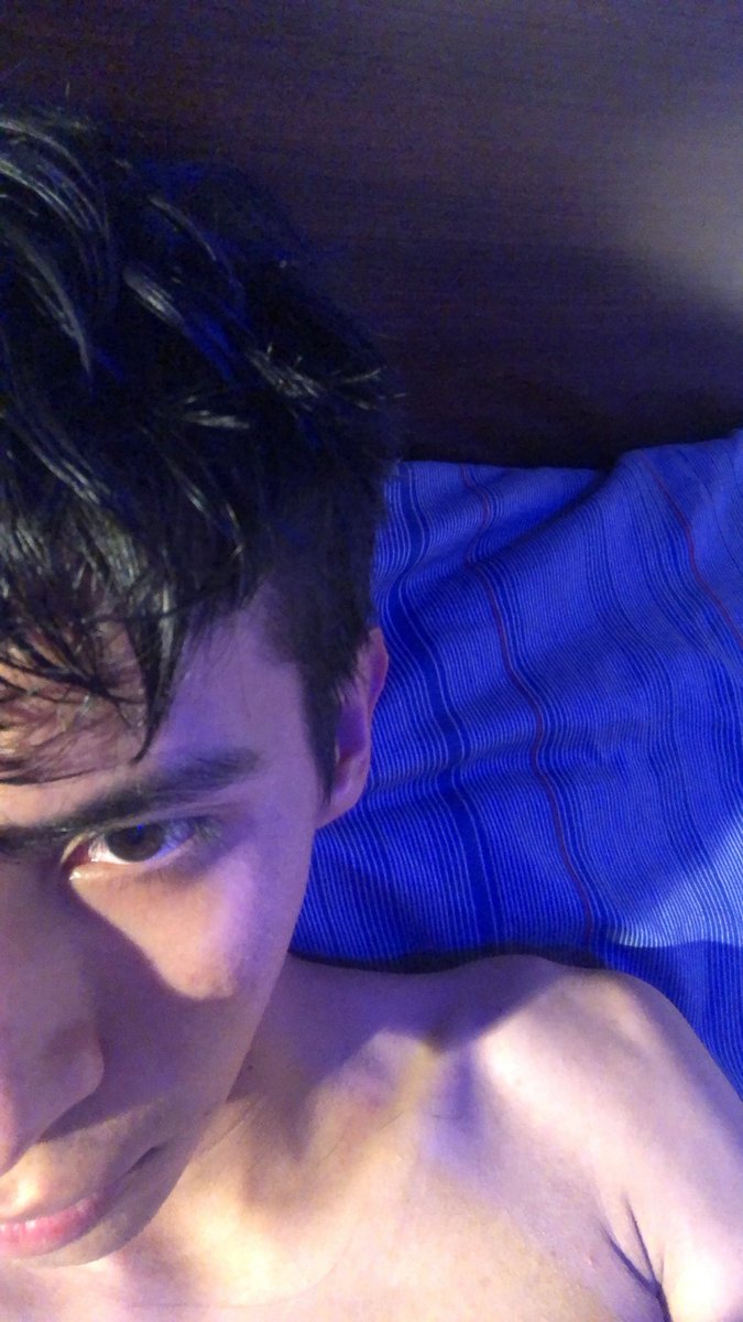 Cinnamoonboy777 tweet media