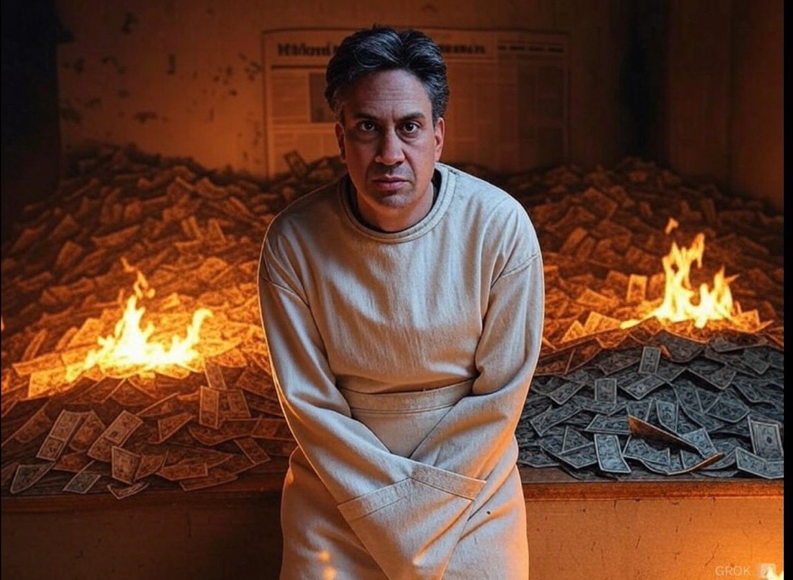 ǝǝqspǝǝl 🇬🇧⚛️⚡️💡 tweet media