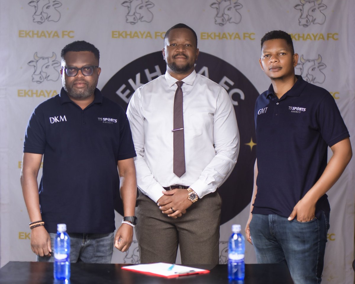 King Tau tweet media