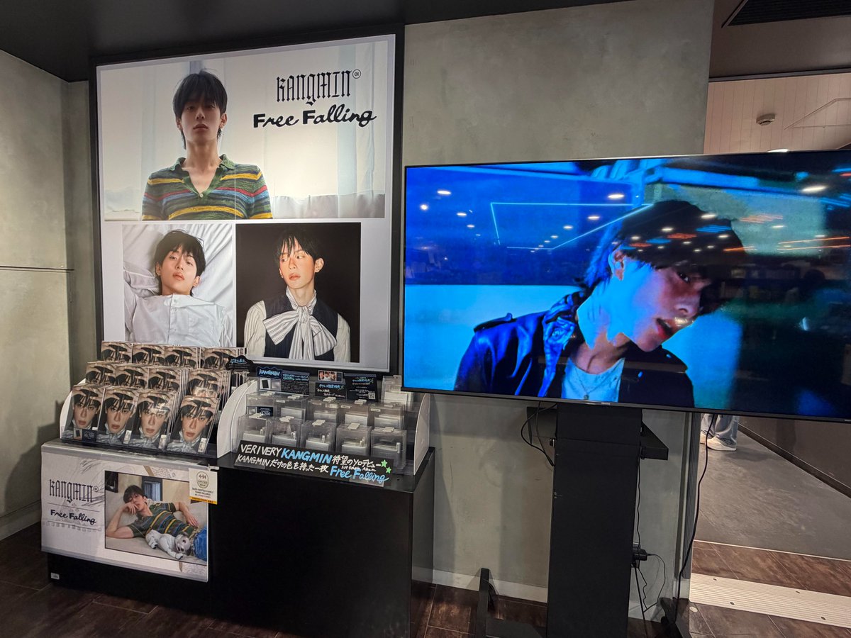 タワ渋kpop】 ／ #KANGMIN 1st Single『Free Falling』 発売記念
