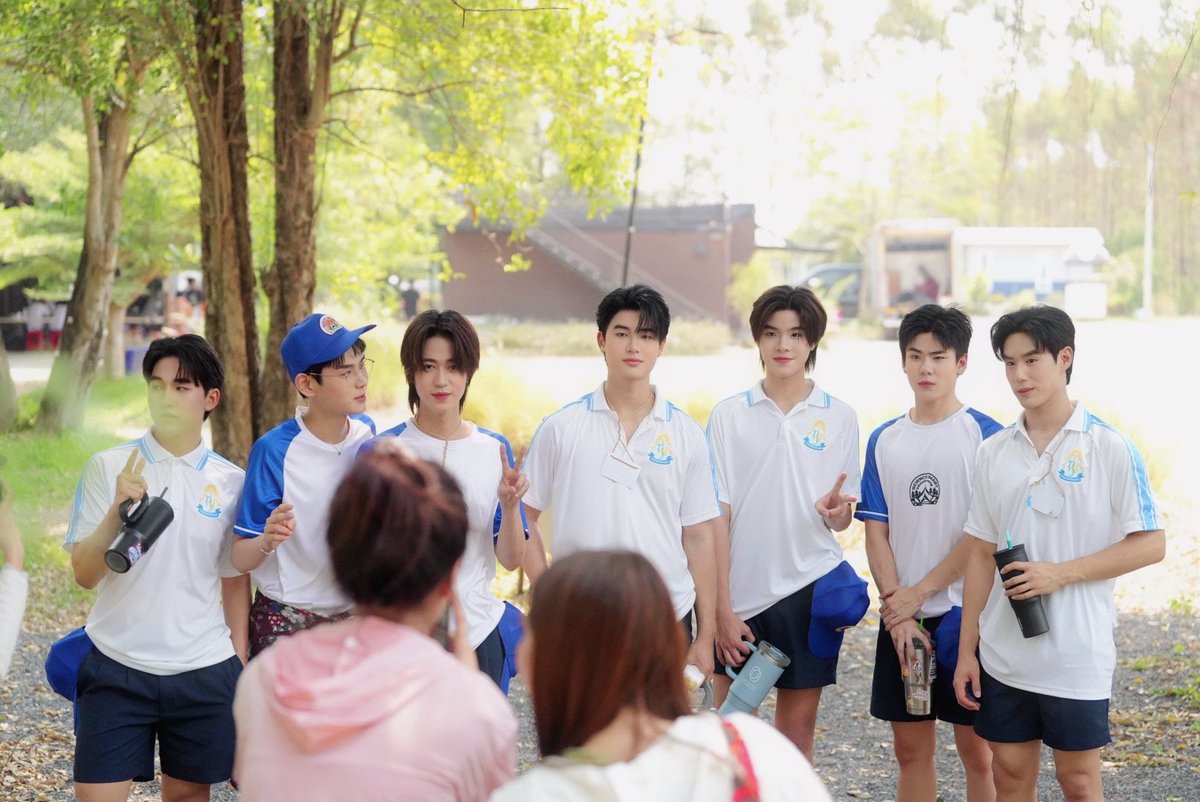 tia51_official's tweet photo. แก๊ง ท.ฟ.ว. ขอสู้แดดออกกองแบบเริ่ดๆ
สู้คั๊บบบบบบบบ!! 🎬💥

LOVEx3 Q3
#LOVEx3_Q3 https://t.co/reLVtruRQB