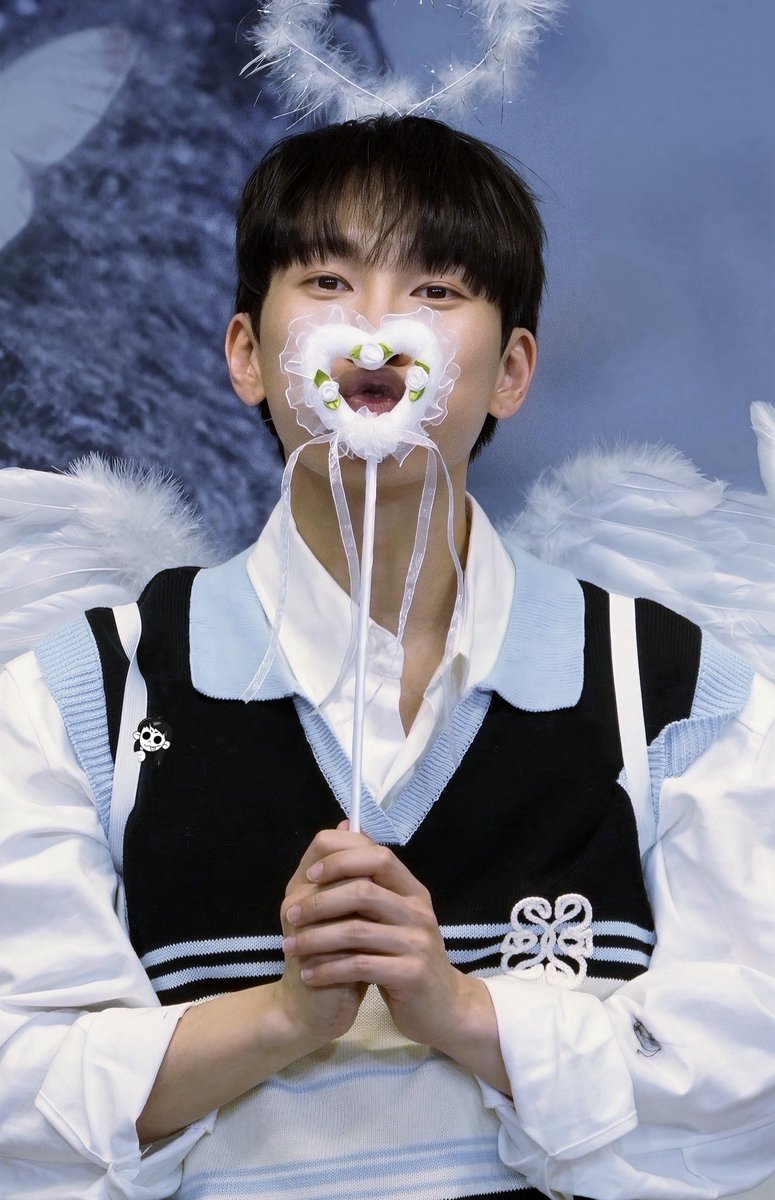 내일도모레도널부를래(를래) tweet media