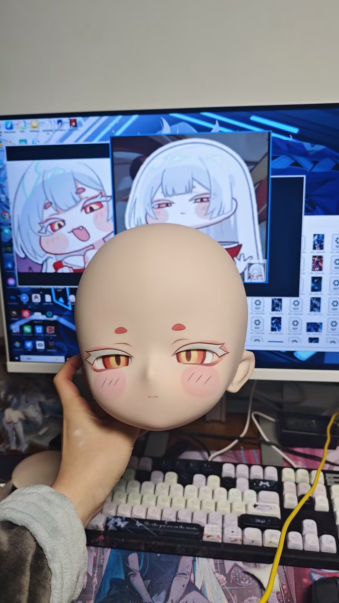 #嘟嘟臉惡作劇 #Croissantdoll
A try at a different style of painting🤓