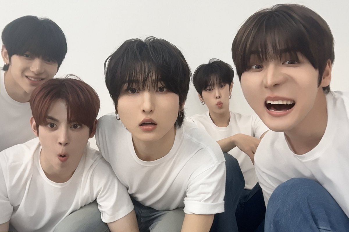 NOWZ·나우즈 tweet media