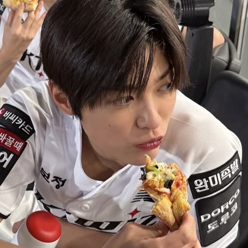 คิ้ง tweet media