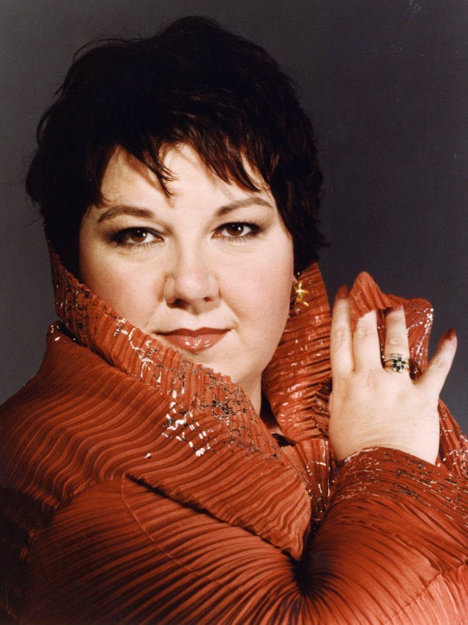 Opera with Opera News tweet media