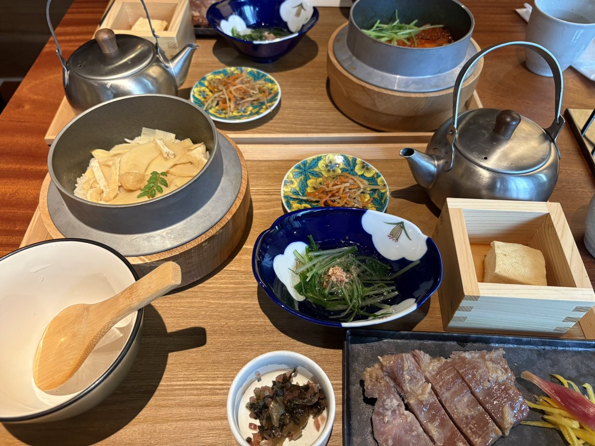 うるう tweet media