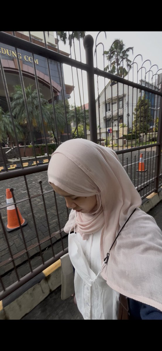 Intan tweet media