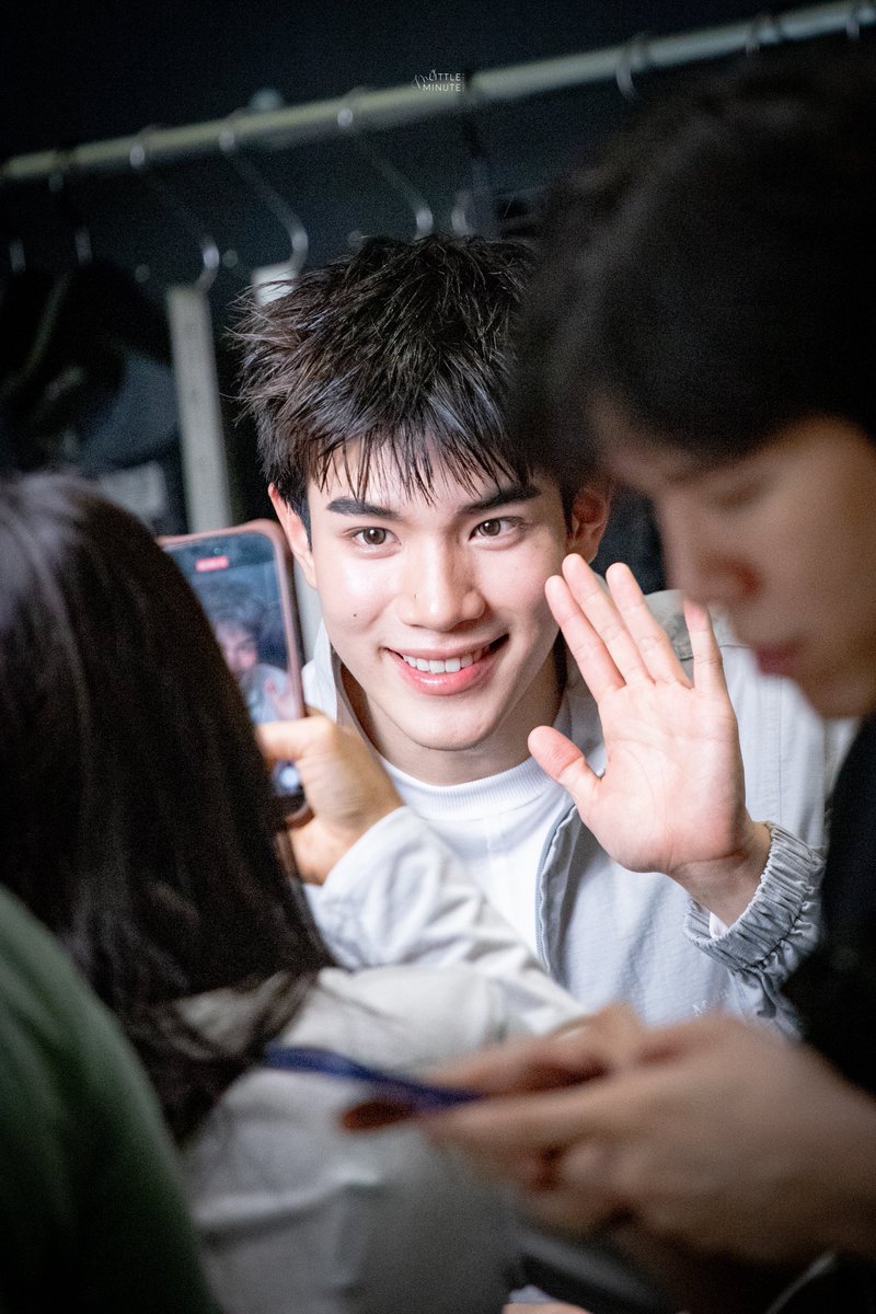 ล. ม. ’s gallery tweet media