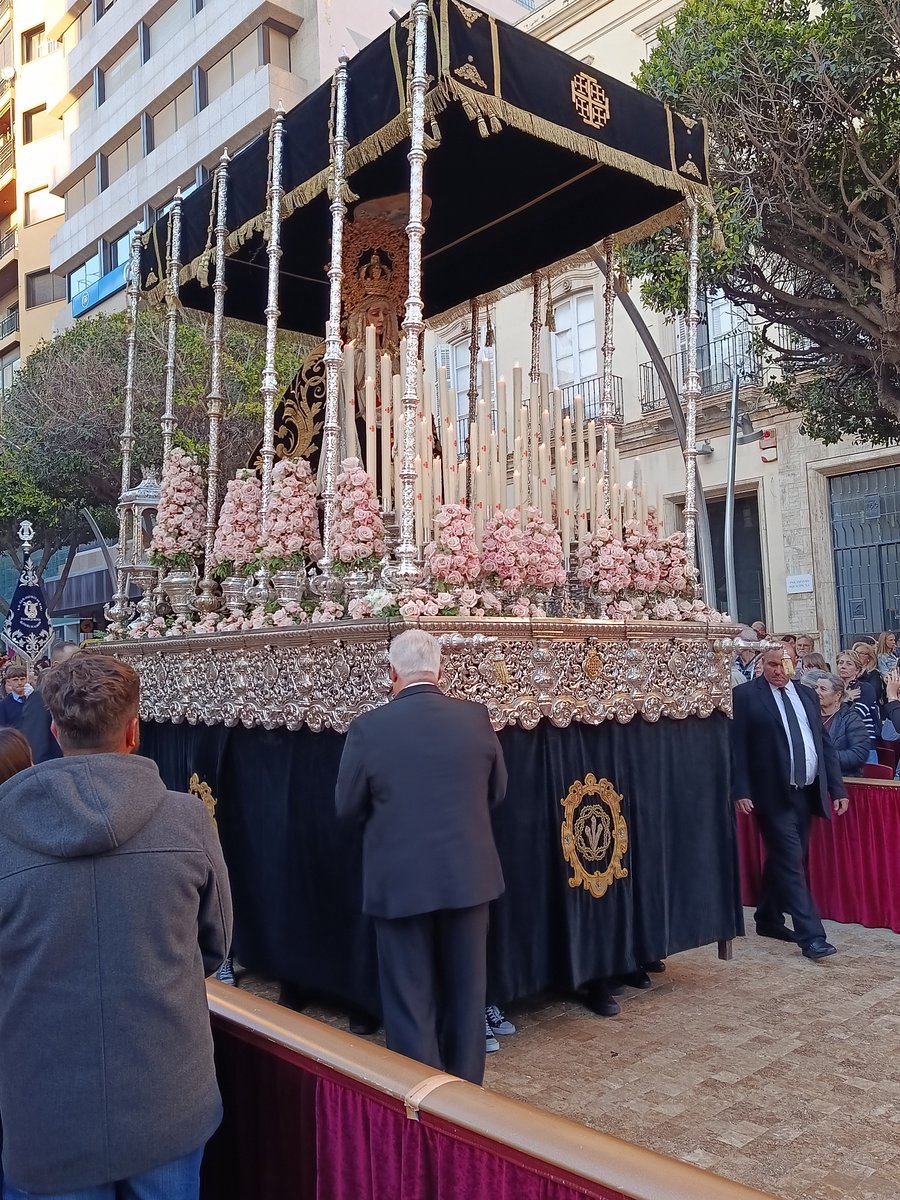 Almería, Viernes Santo
Real e Ilustre Hermandad del Santo Sepulcro y Nuestra Señora de los Dolores.