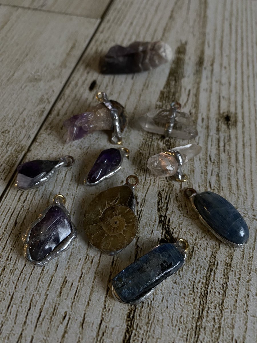 sono@is02101✴︎博物マニア4/11.12両日出展 tweet media