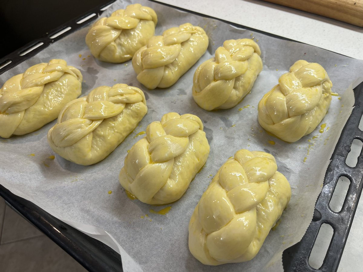 Valentyna tweet media