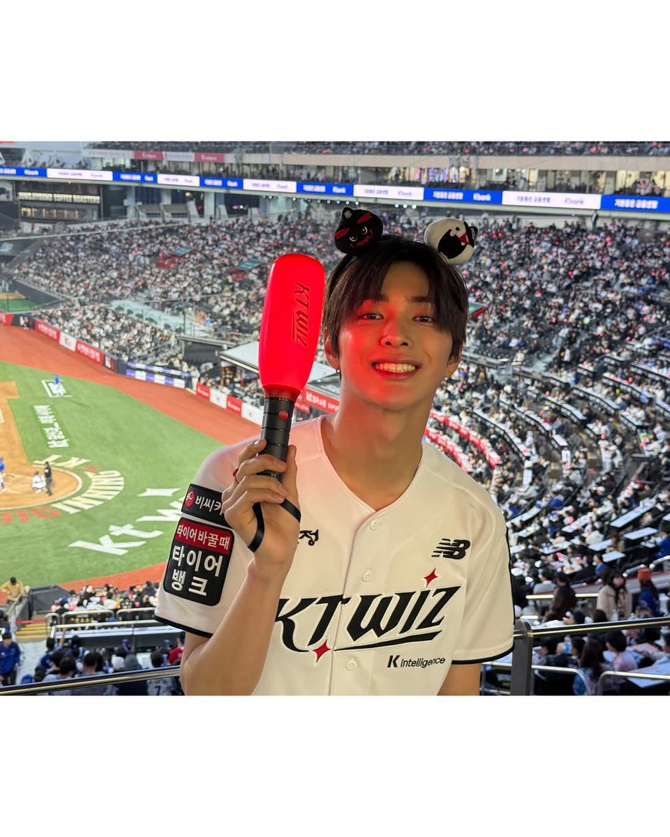 星星 tweet media