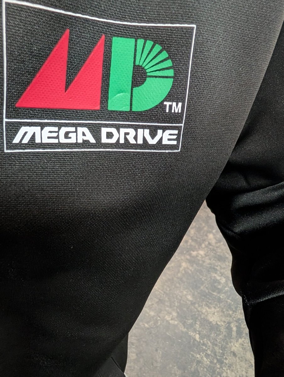 はるしおん。@ぺるもも tweet media