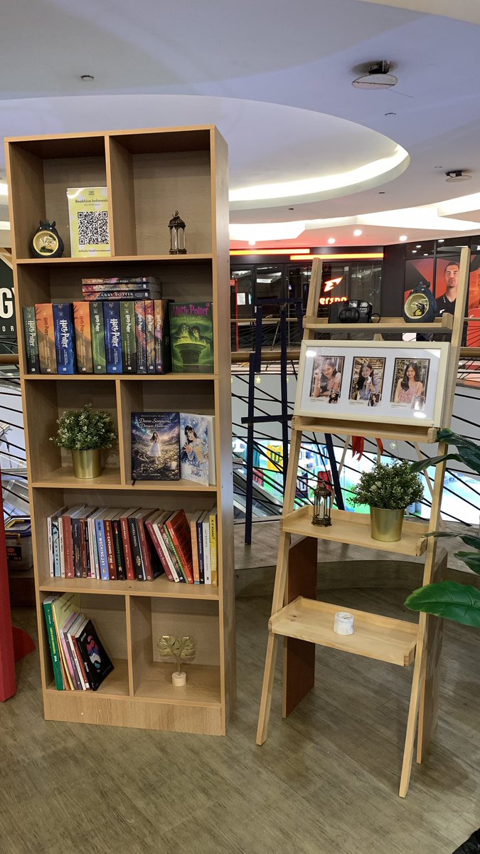 ೀ ‧ ˚ 𝑰𝑵𝑻𝑬𝑹𝑰𝑵𝑫𝑨𝑯 ˚ ‧ ೀ #SipsAndStories tweet media