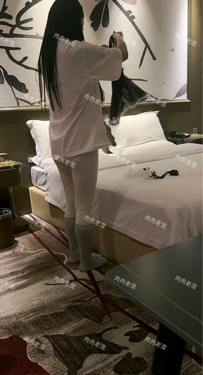 BBWrourouLS's tweet photo. 出原味自拍原创录制视频接受寄拍定制 https://t.co/j87664zGTS