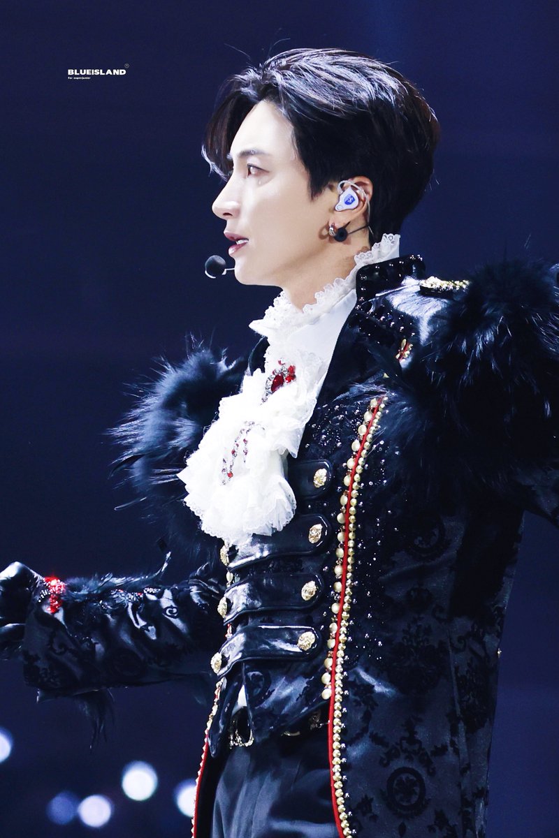 BLUE_ISLAND9 tweet media