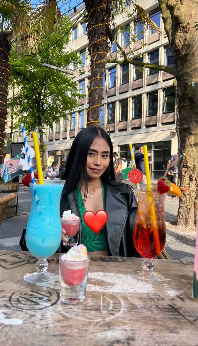 Self control doesn’t exist when you look at me 🤏🏻💸

findom asianfindom