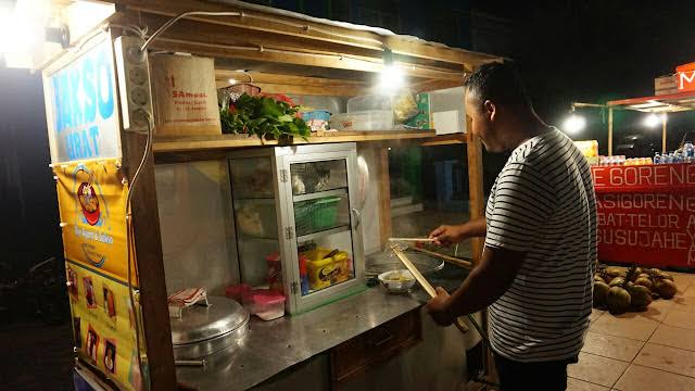 Dosen Kesayanganmu tweet media