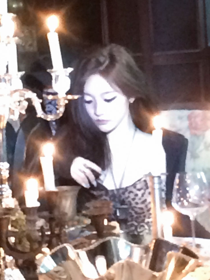 ningning pics tweet media