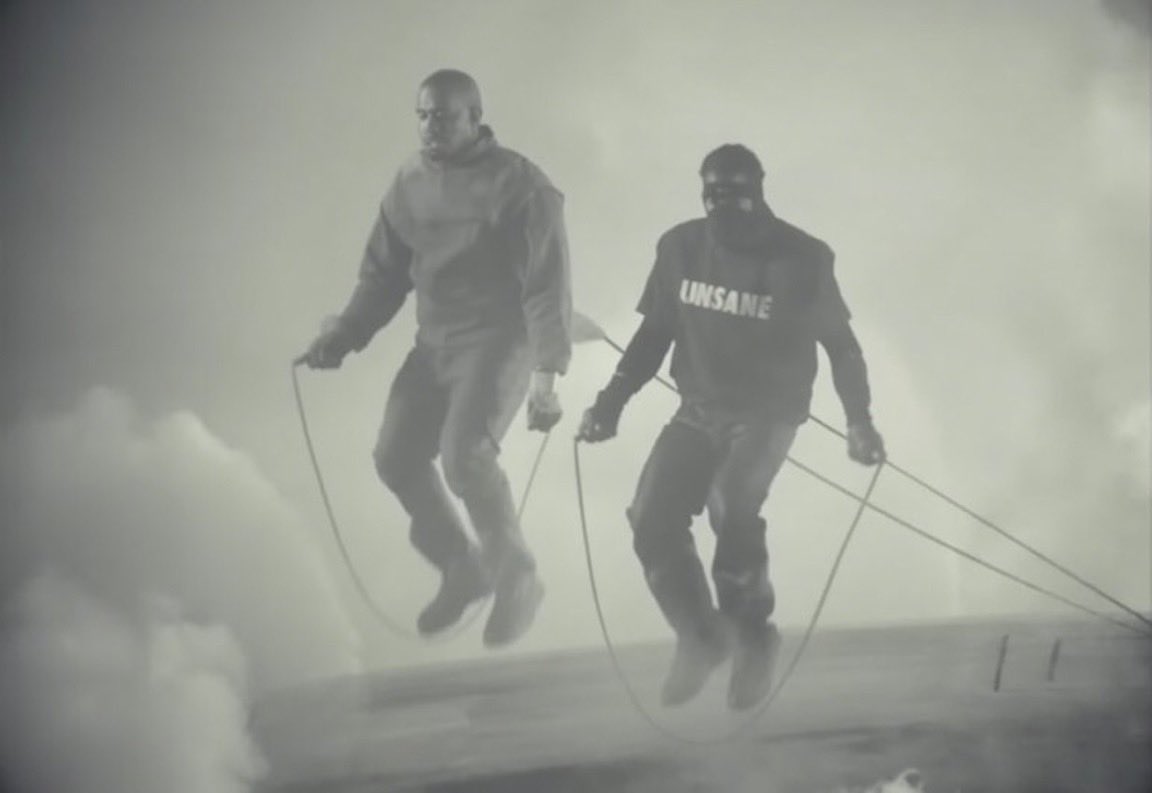 flame27_ye's tweet photo. Greatest show on earth 🌎 https://t.co/Pto5TSTxko