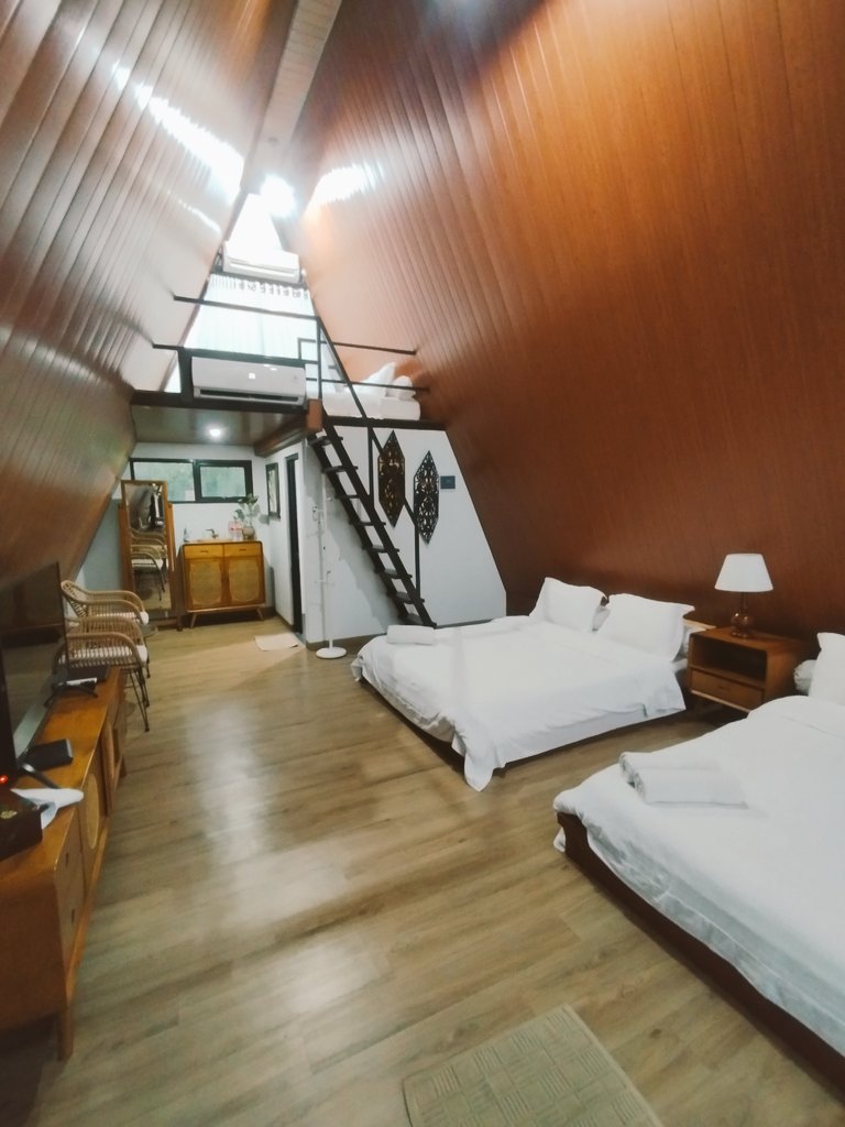 Lanina_Jaka tweet media